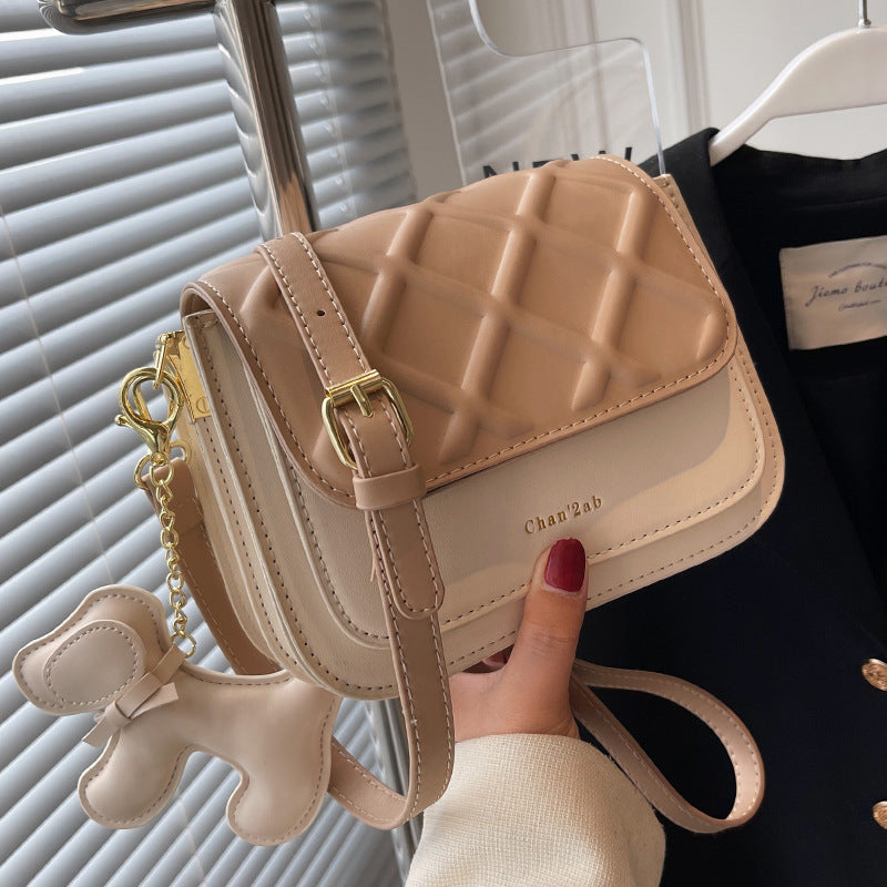 Textured Niche Shoulder Bag