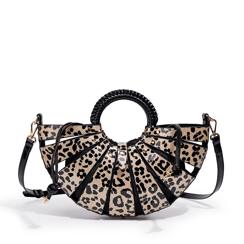 Aurelia Shell Handbag