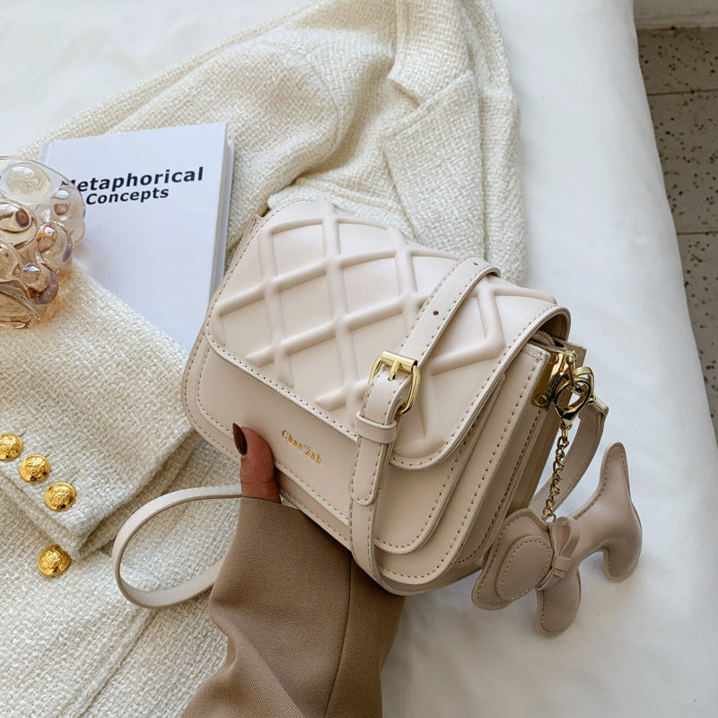 Textured Niche Shoulder Bag