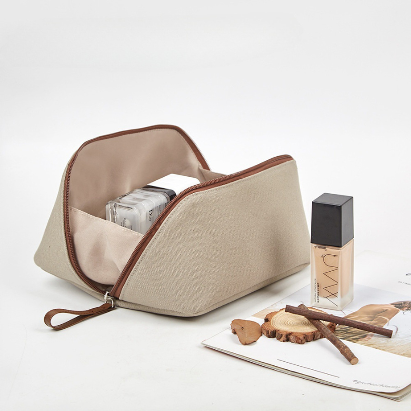 Essentials Chic Portable Cosmetic Bag