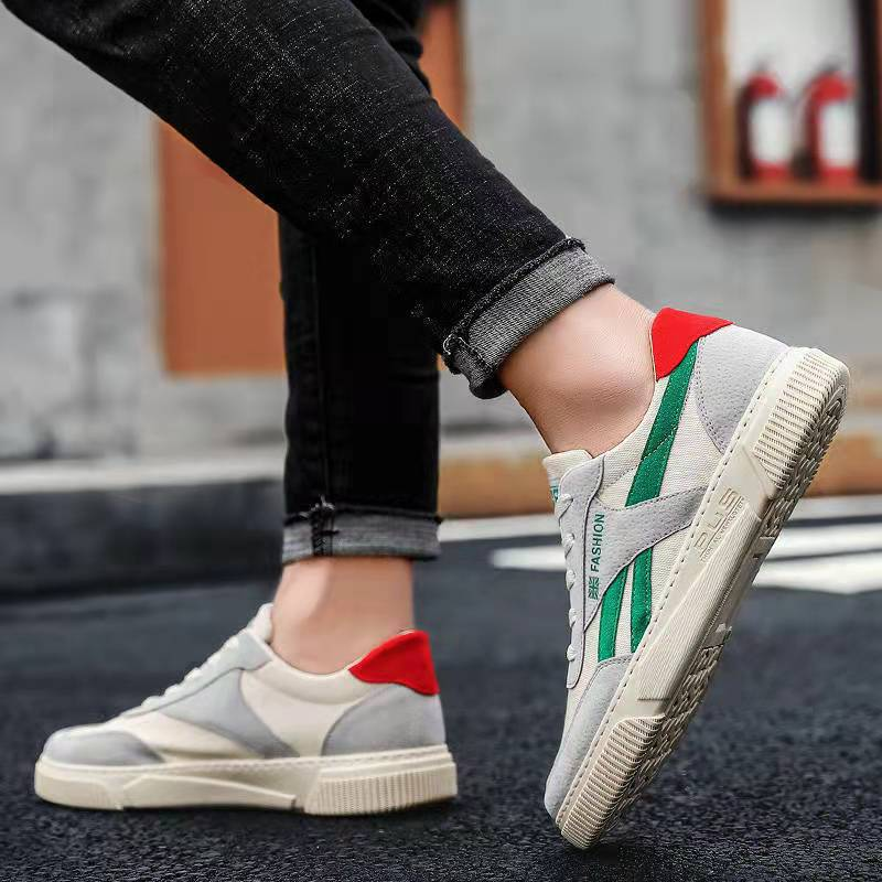 Men's Sporty Paneled Low-Top Lifestyle Sneaker