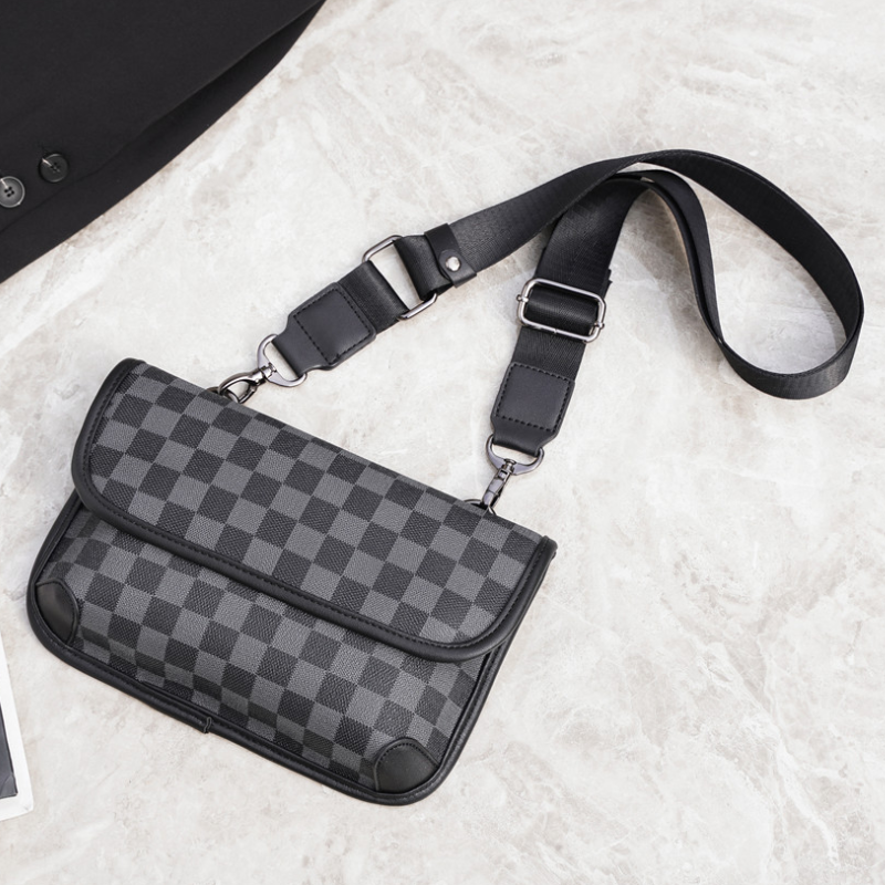 Trendy Plaid Tiger Head Crossbody Bag