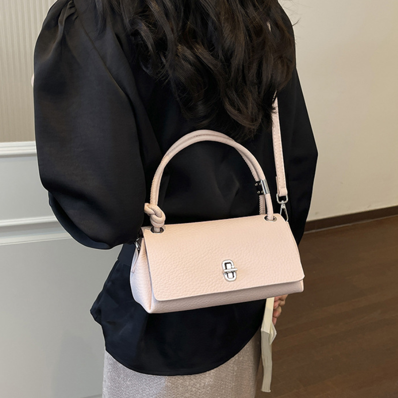 Vintage Luxe Women’s Shoulder Bag
