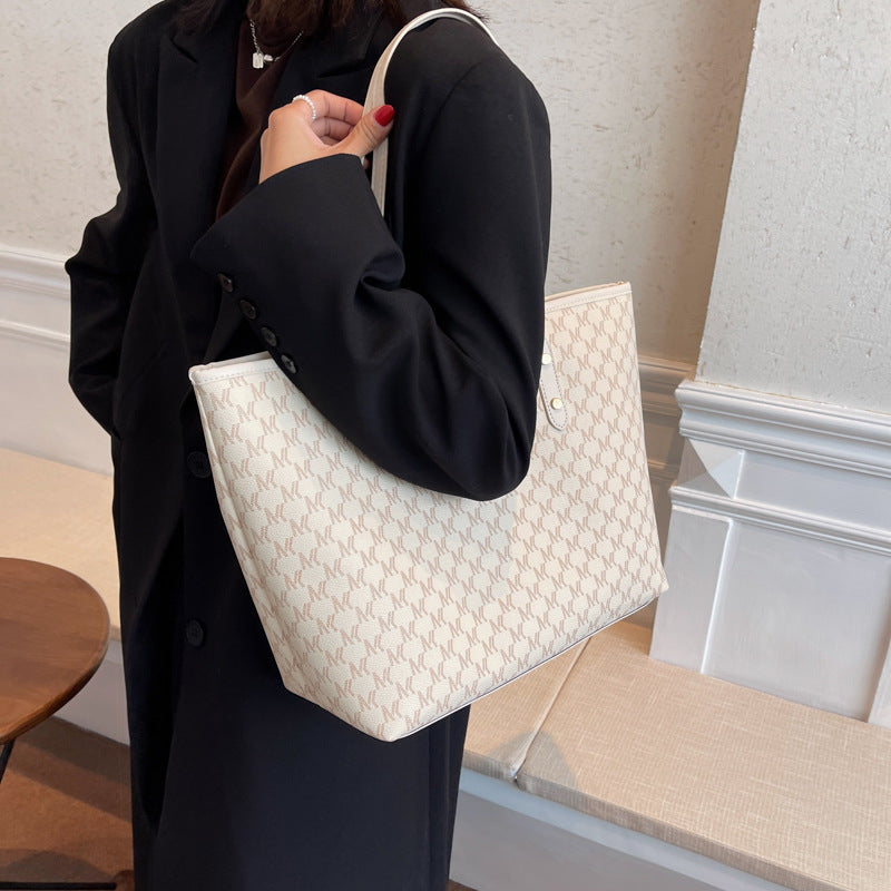 Stylish Large Capacity  Tote Handbag