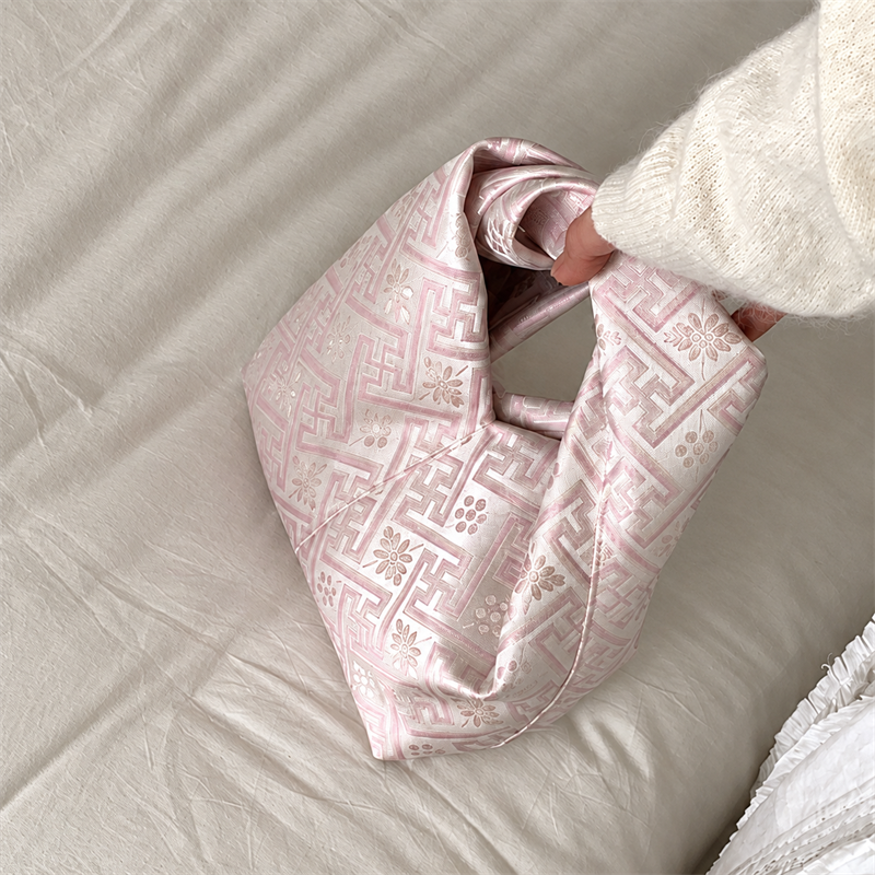 Heritage Embroidered Women’s Handbag