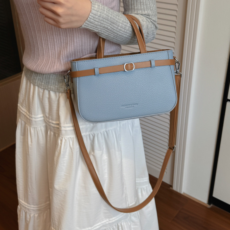 Chic Avenue Women’s Handbag