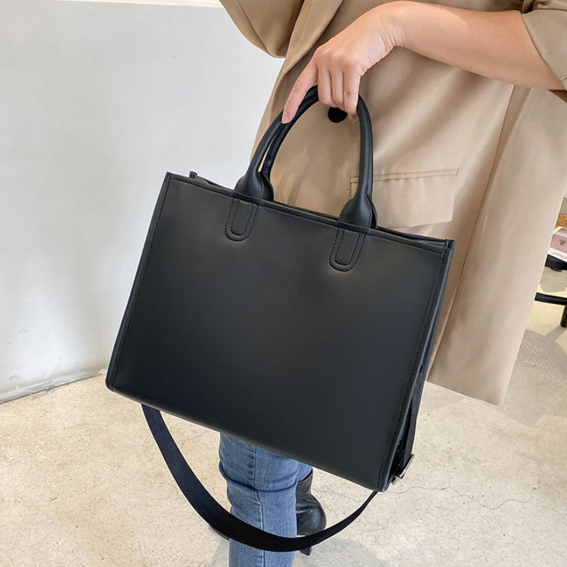 Metro Carry Women’s Commuter Handbag