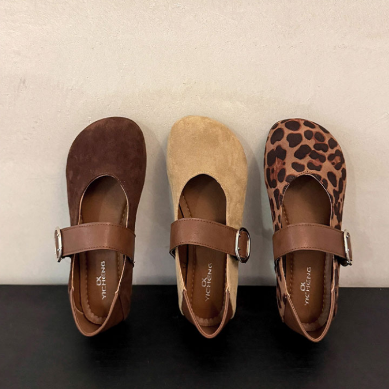Vintage Buckle Strap Women’s Pumps