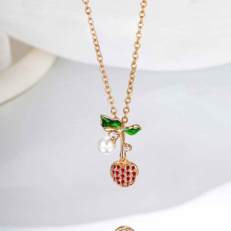 Cherry Zircon Clavicle Necklace