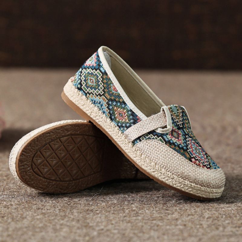 Sahara Grace Ethnic Pumps