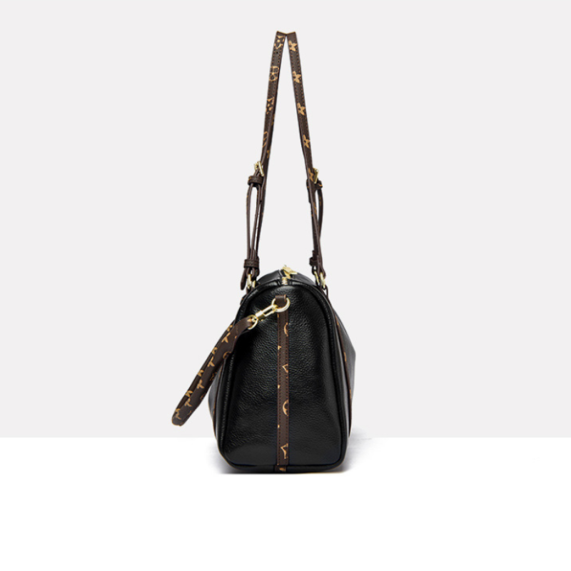Arielle Signature Trim Women’s Shoulder Bag