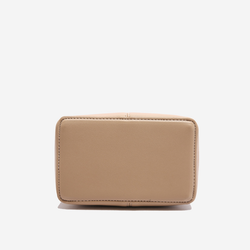 Signature Loop Women’s Handbag