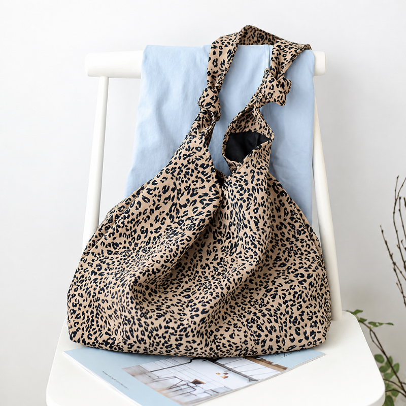 Trendy Leopard Tote Bag