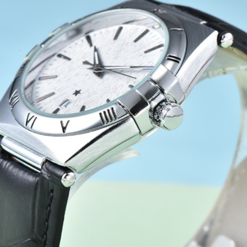 Slim Gold Date Watch