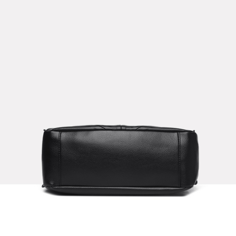 Classic Curve Shoulder Bag