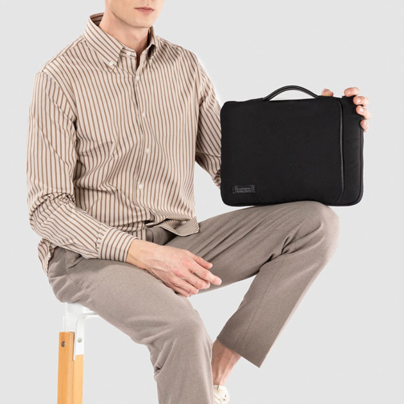 Slim Shield Casual Business Laptop Bag