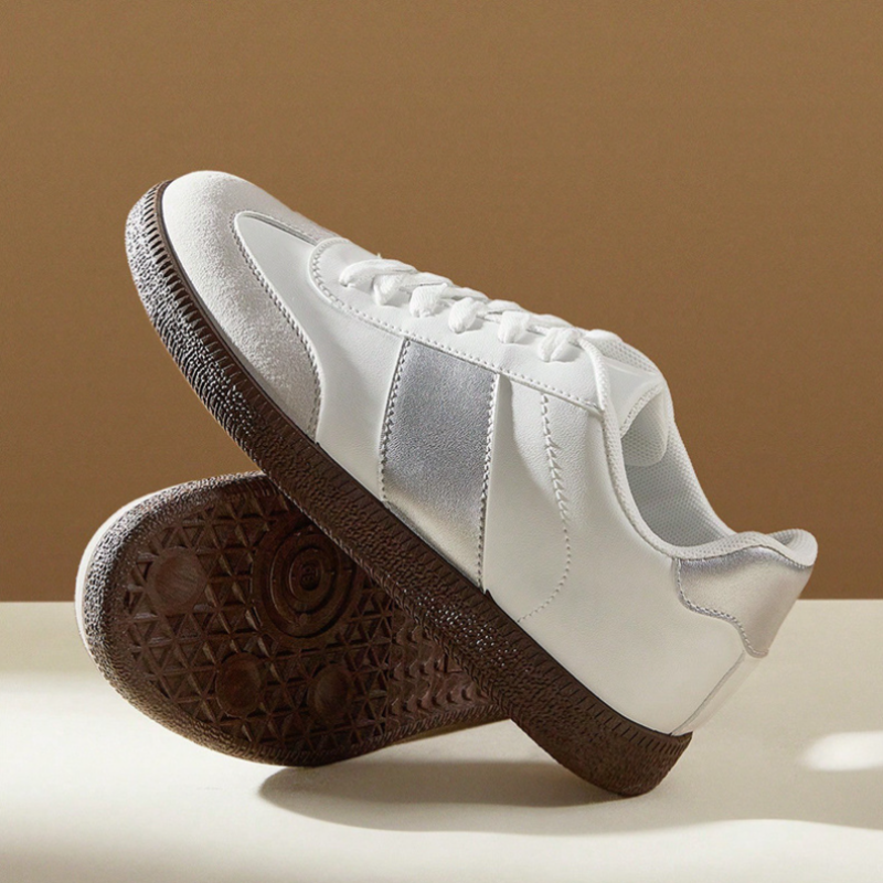 Luxe Vibe Trend Women Sneakers