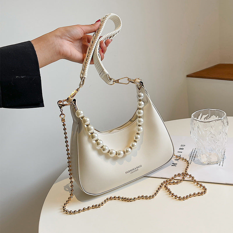 single shoulder diagonal cross bag chain crescent