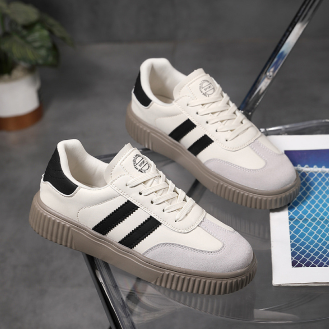 Women’s Retro Thick-Sole Sporty Sneakers