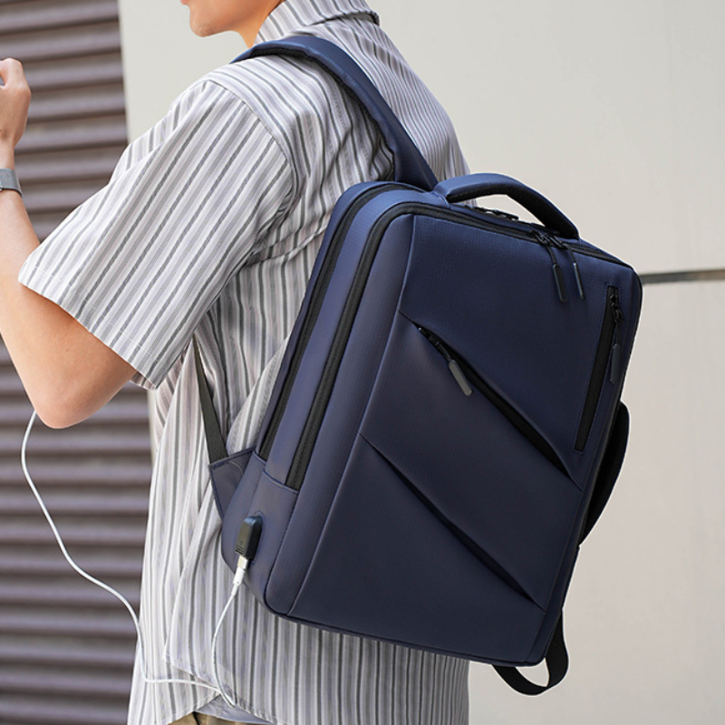 Urban Tech Large Capacity USB Charging Backpack