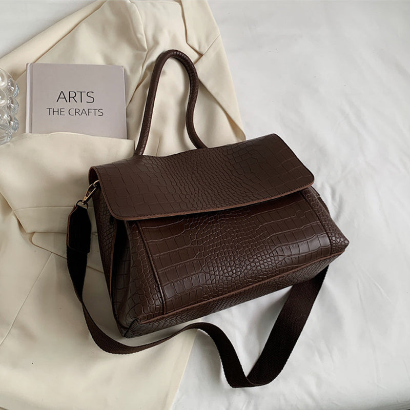 Wide-Band Commuter Shoulder Tote Bag