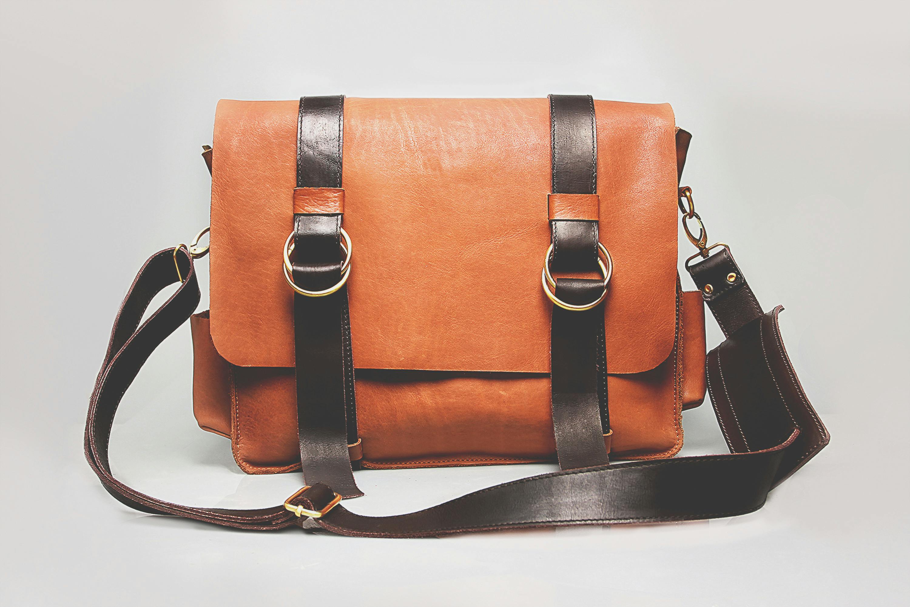 brown leather shoulder bag