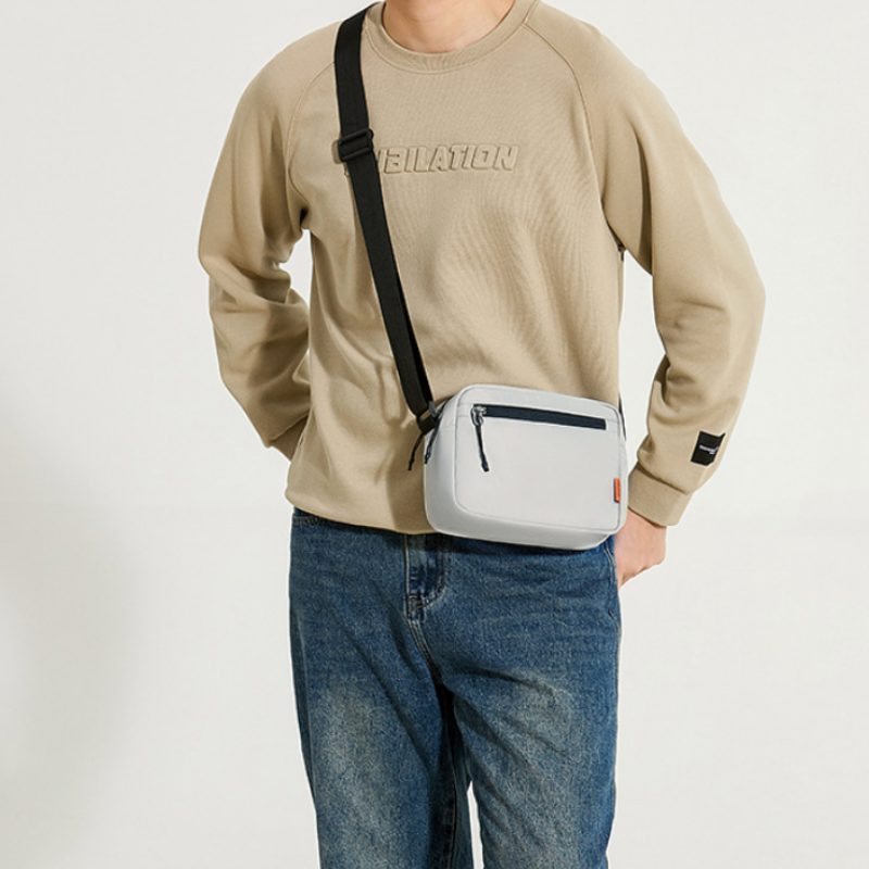 Minimal Everyday Men’s Crossbody Bag
