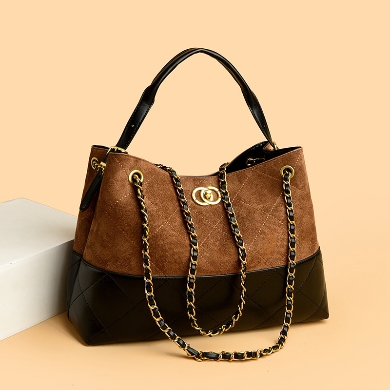 Women's Diamond Quilted Shoulder Bag