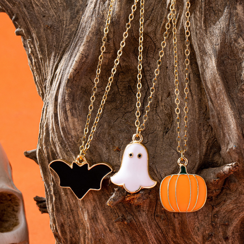 Spooky Charm Women’s Halloween Pendant Necklace Set