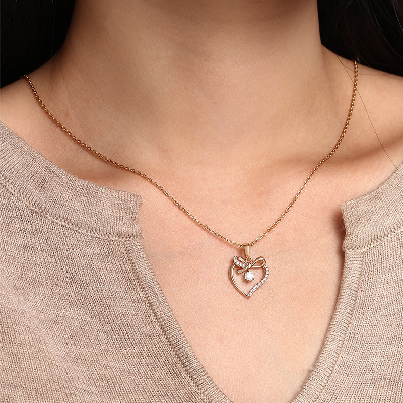 Coeur Niche Heart Necklace