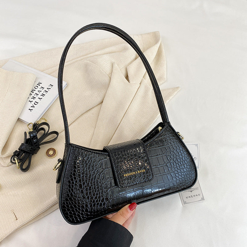 Nouveau Curve Shoulder Bag