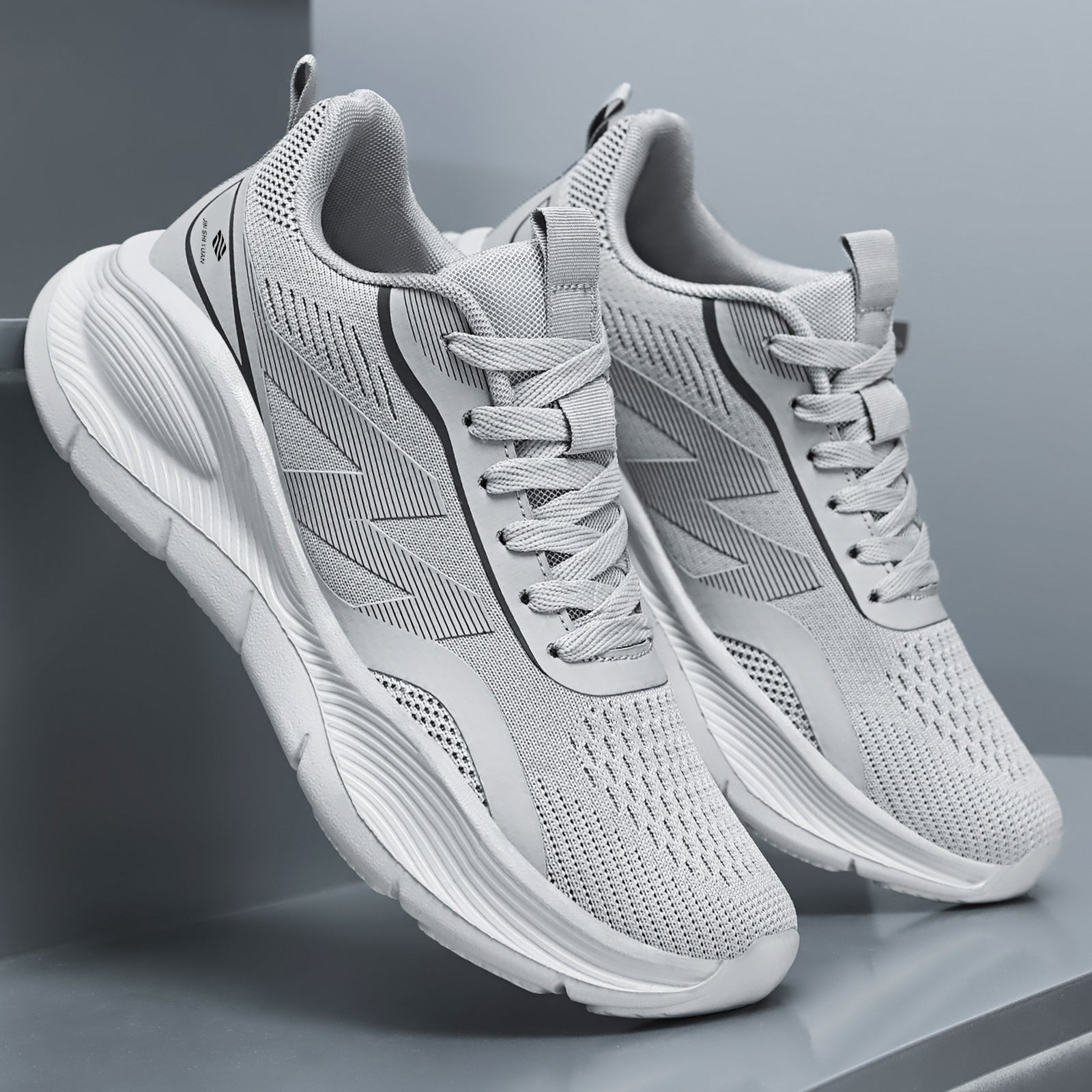 Mono Flex Lite Runner Shoes