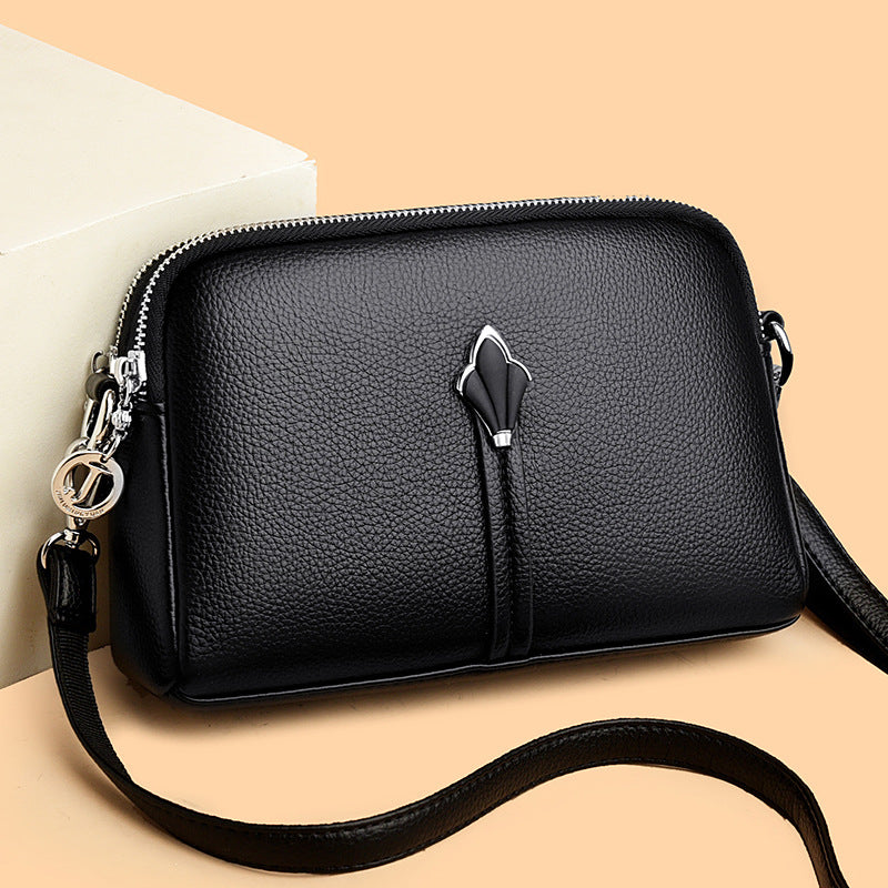 Textura Chic Crossbody Bag