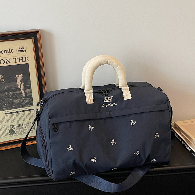 BusinessEase Women’s Travel Duffle Bag