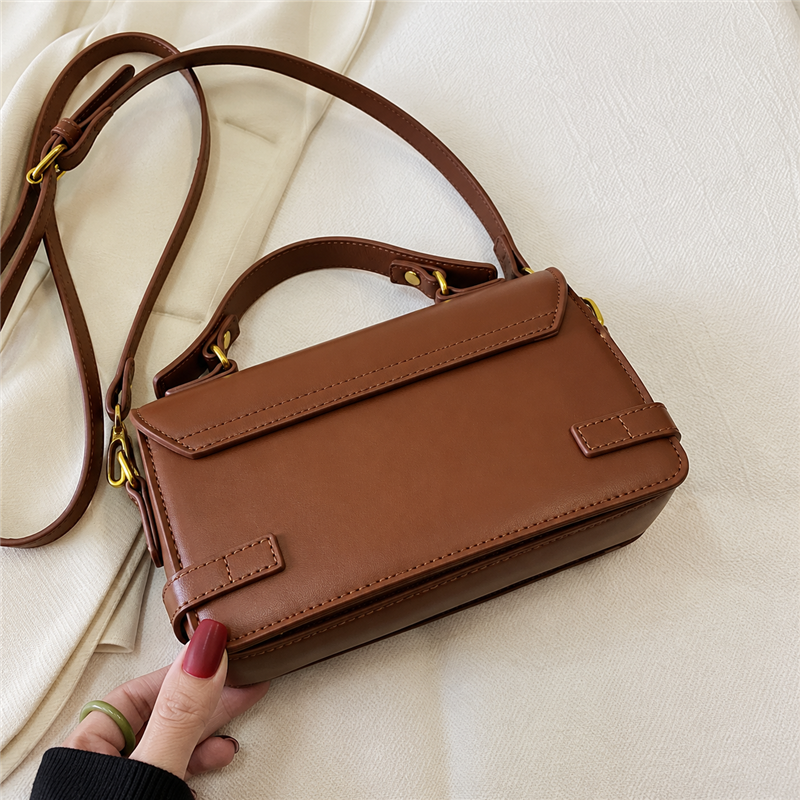 Chic Quilted Women’s Handbag