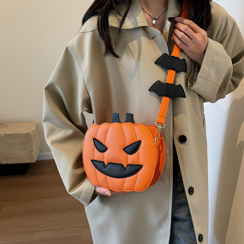 Quirky Pumpkin Women’s Halloween Shoulder Bag