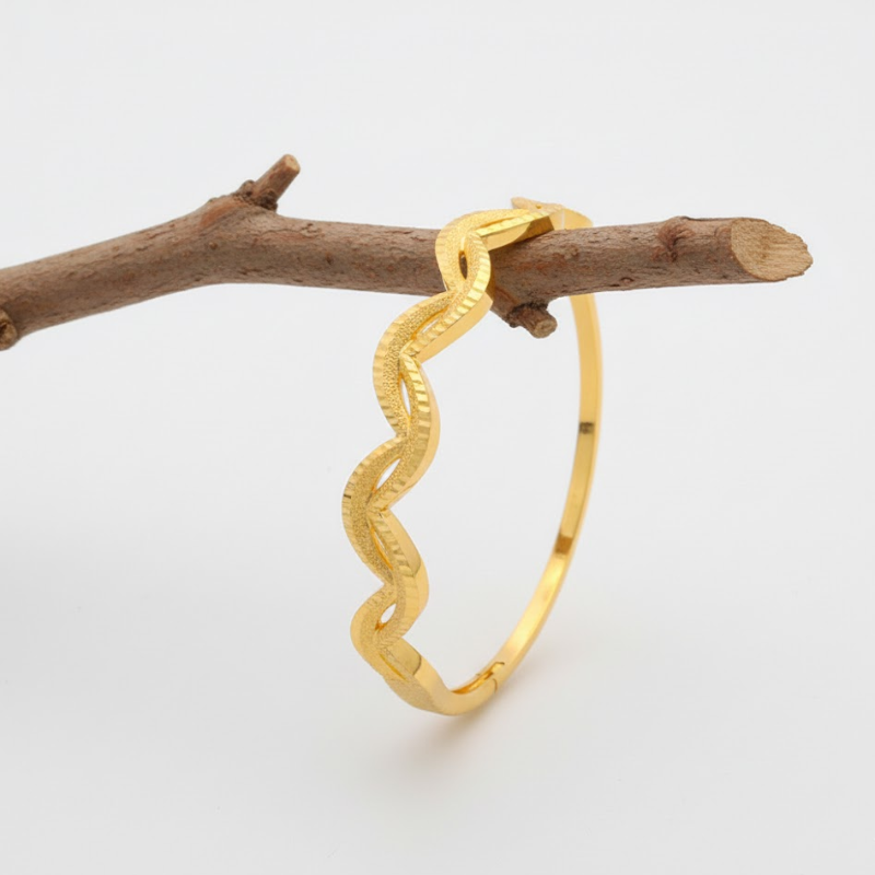 Minimalist Gold Plated Luxury Bracelet