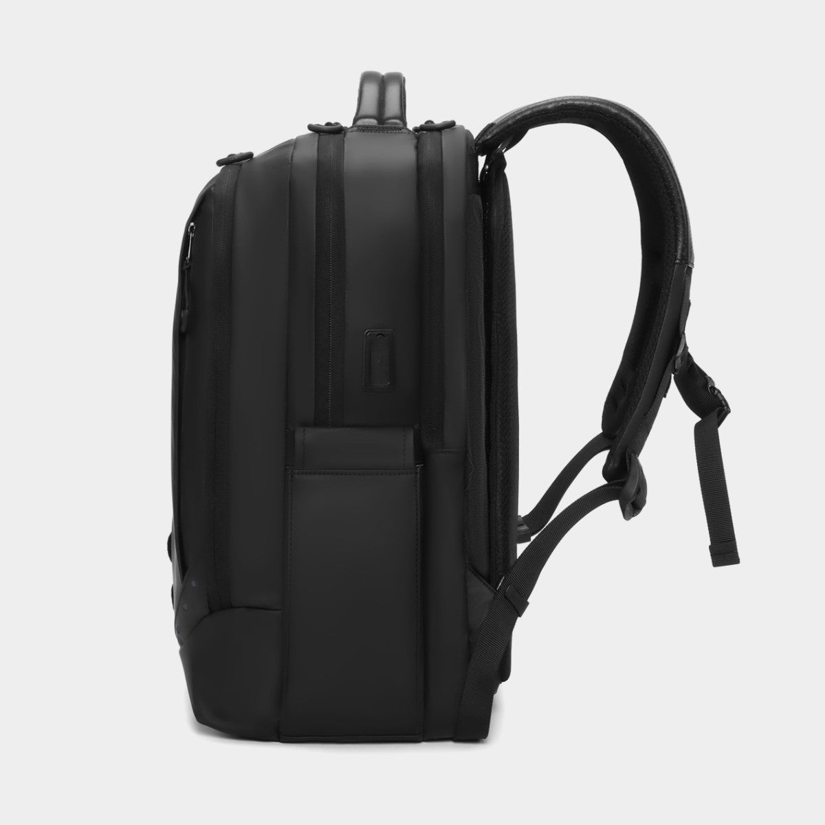 Men’s Casual Large Capacity Travel Backpack