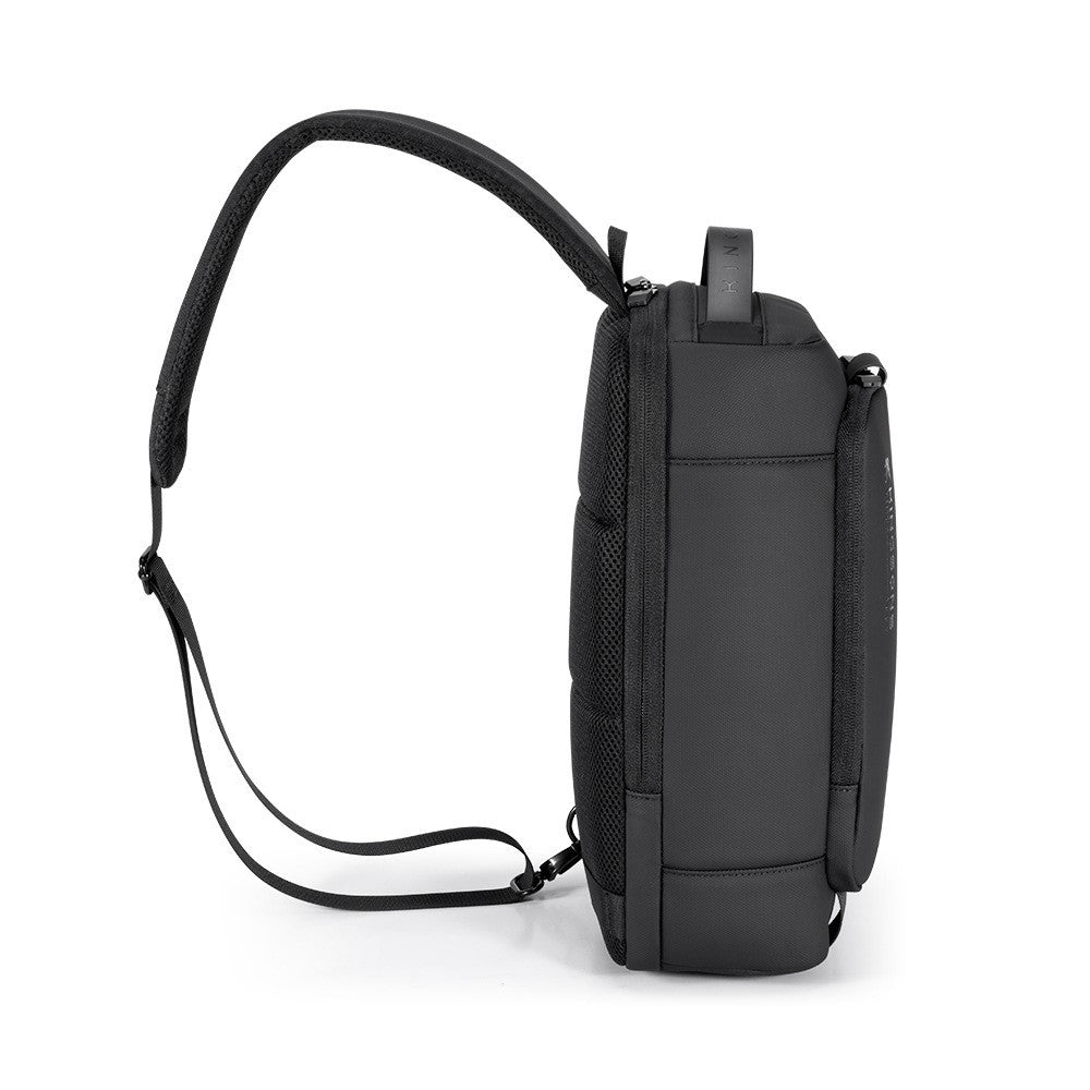 Men’s Large Capacity Splash Proof Crossbody Bag