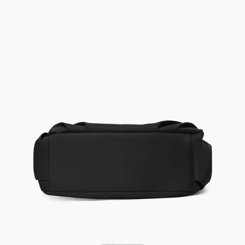 Urban Minimalist Shoulder Bag