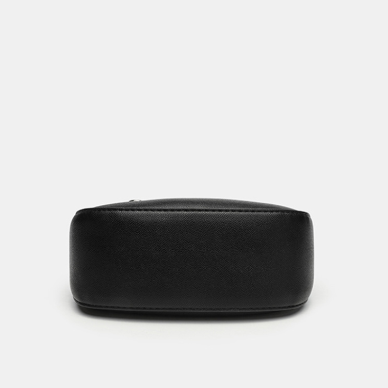 Versa Style Shoulder Bag