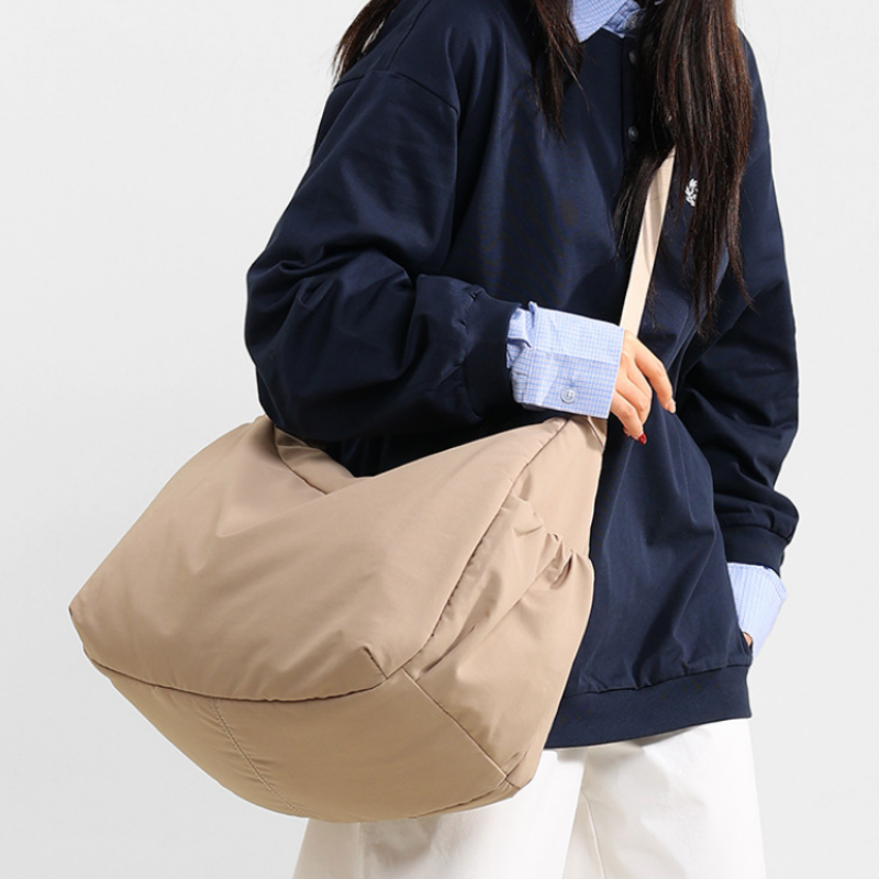 Nomad Ease Crossbody Bag