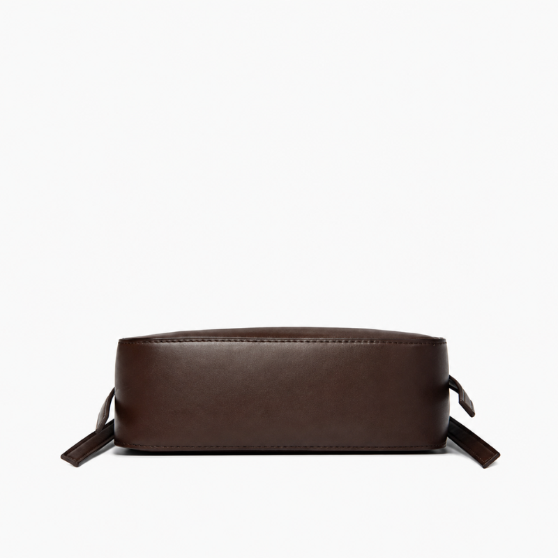 Elara Minimal Charm Women’s Shoulder Bag