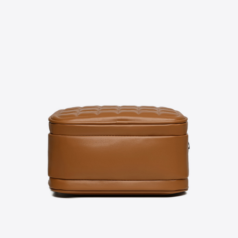 Elegant Quilted Handbag