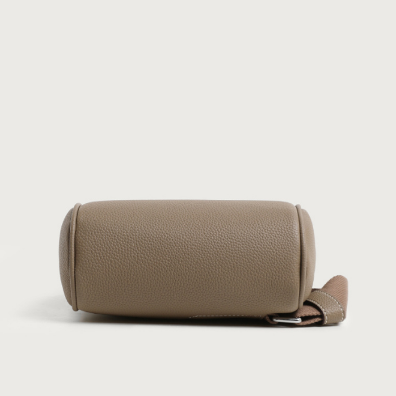 Heritage Lock Crossbody Bag