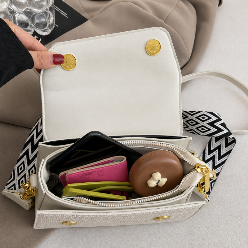 Retro Texture Crossbody Bag