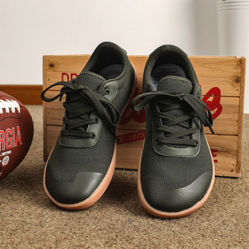 Stride Core Endurance Low Top Sneakers