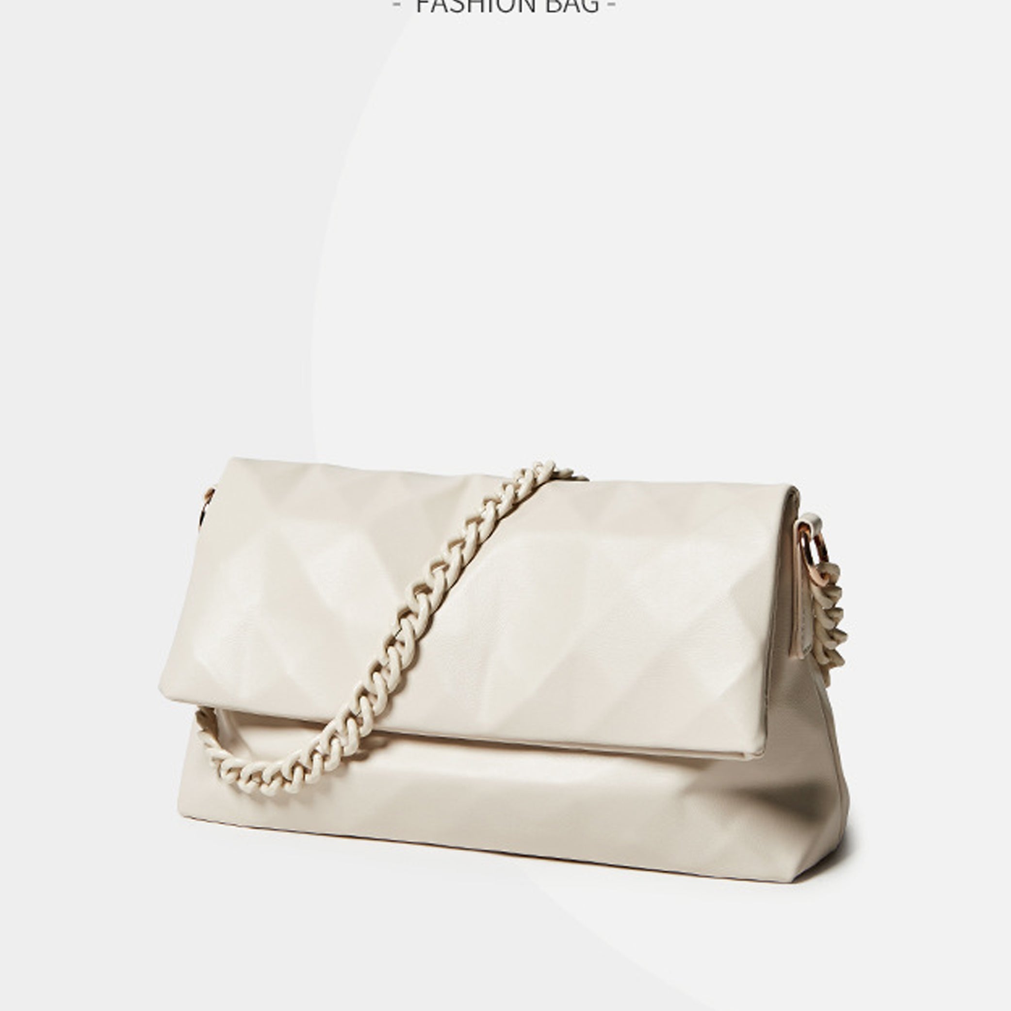 Rhombus Chic Chain Shoulder Bag