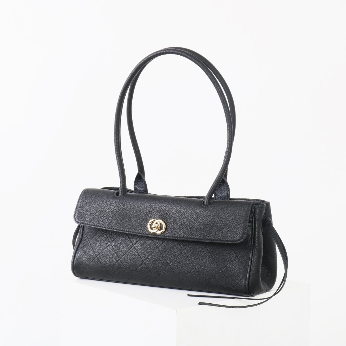 Prestige Rose Clasp Shoulder Bag