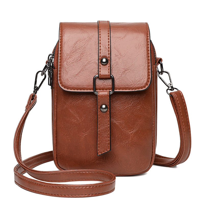 Chic and Simple Crossbody Bag